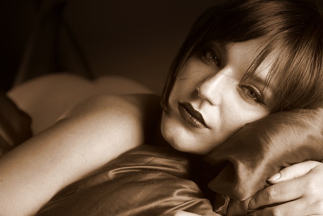 How to Explore the Sweet World of Sugar Mama Dating?